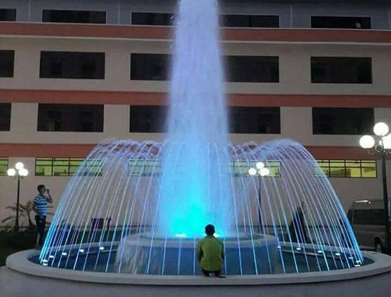 lake Fountain Delhi